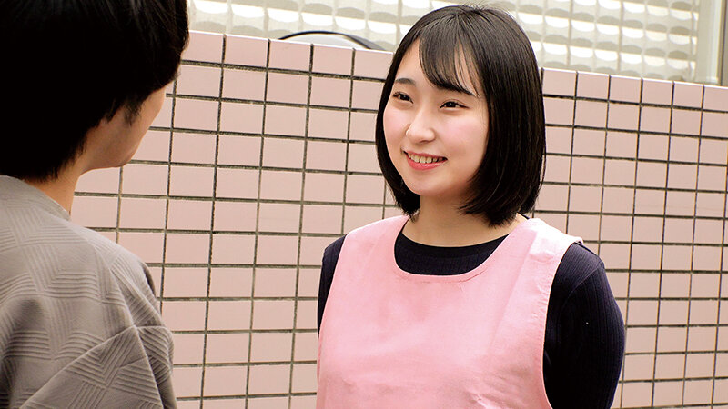「現役保育士さんが童貞君に母性溢れるご奉仕フェラ&ふんわりおっぱいでの授乳手コキ!裸エプロン姿で生チン挿入で筆おろしセックス!何度も気持ちよくしてくれる天使にたっぷり連続中出し!!」のサムネイル