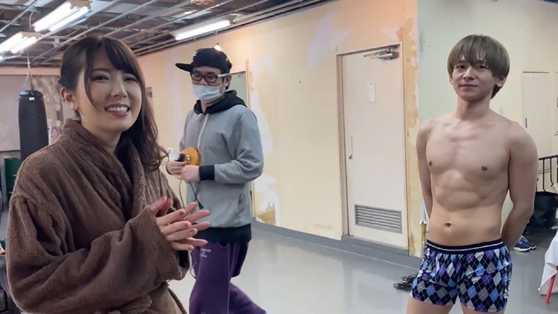 「波多野結衣の淫語責めがエロい!巨乳熟女痴女が魅せる巨尻プレイ【配信限定】」のサンプル画像20枚目