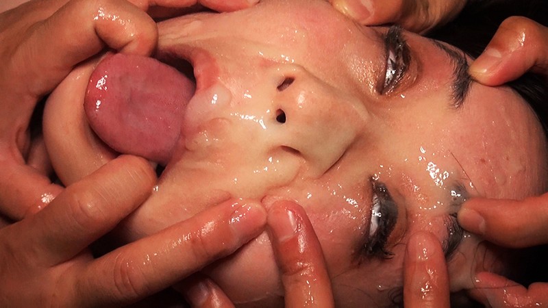 「春瀬琴絵の中出し作品が熱い!パイパン美女が魅せる潮吹き絶頂プレイ完全版」のサンプル画像15枚目