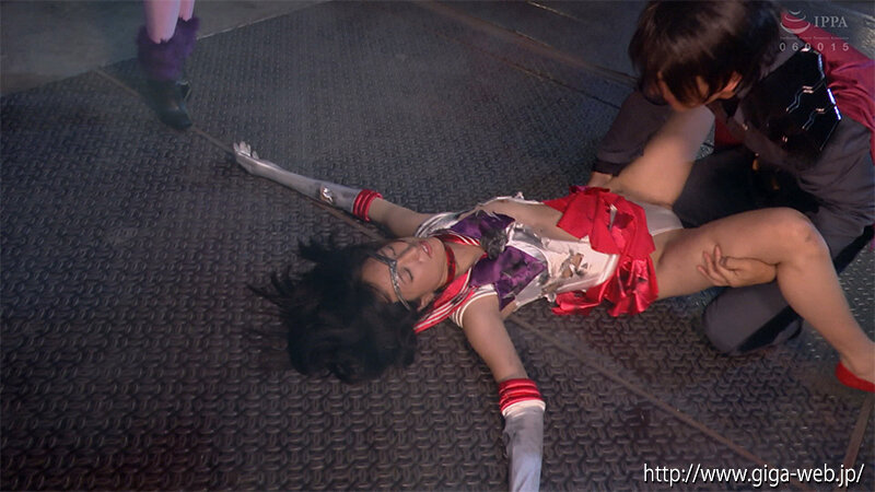 「楠木花菜・安堂はるのが挑む女戦士ピンチ!セーラー戦士が妖女に追い詰められる絶体絶命バトル」のサンプル画像20枚目