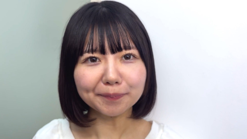 「【素人AD】みゆりちゃんの口内観察プレイ|街角ナンパ企画で歯・舌・喉をじっくり撮影【フェチ動画】」のサンプル画像17枚目