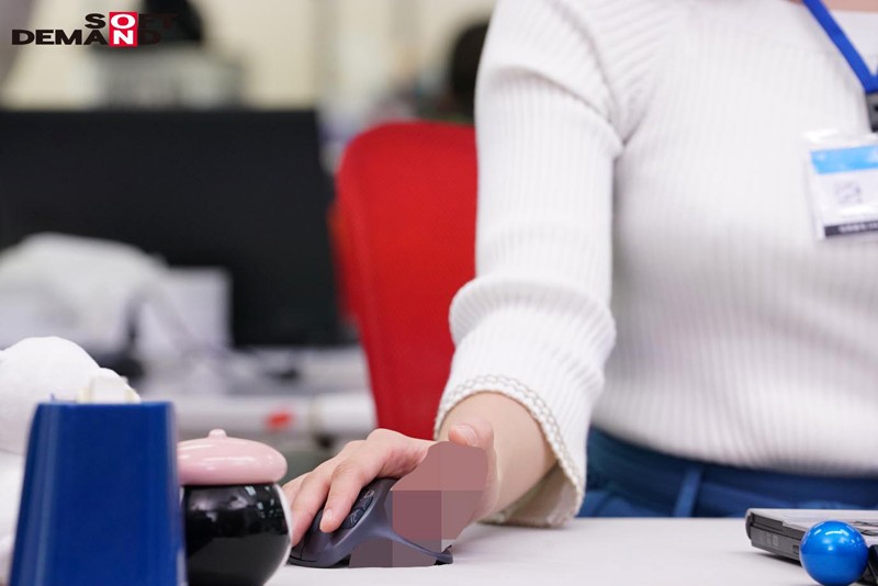 壁!机!椅子!から飛び出る生チ○ポが人気の企業 『(株)しゃぶりながら』 …たまに飲みながら!!